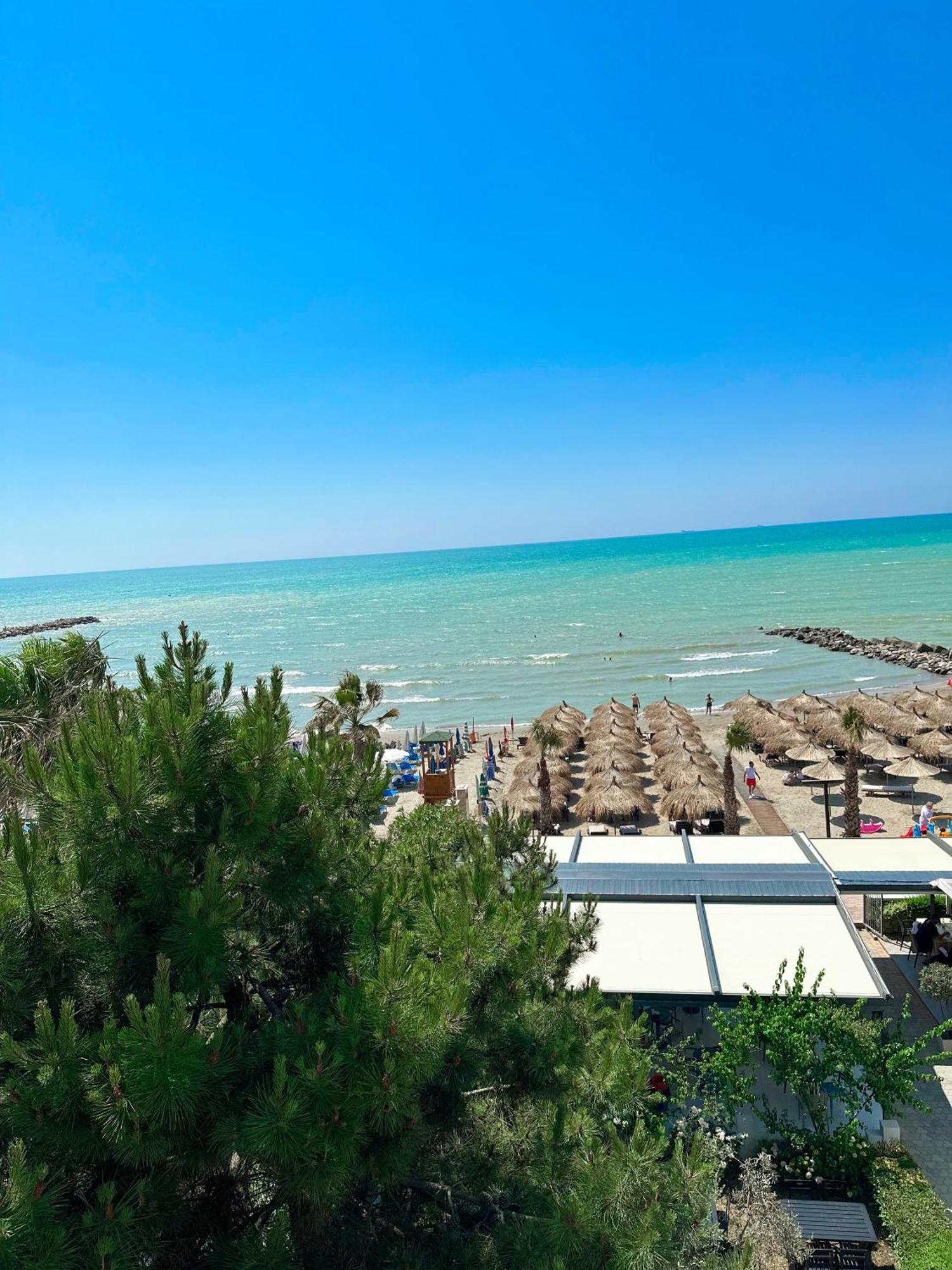 Okej Hotel Golem  Dış mekan fotoğraf