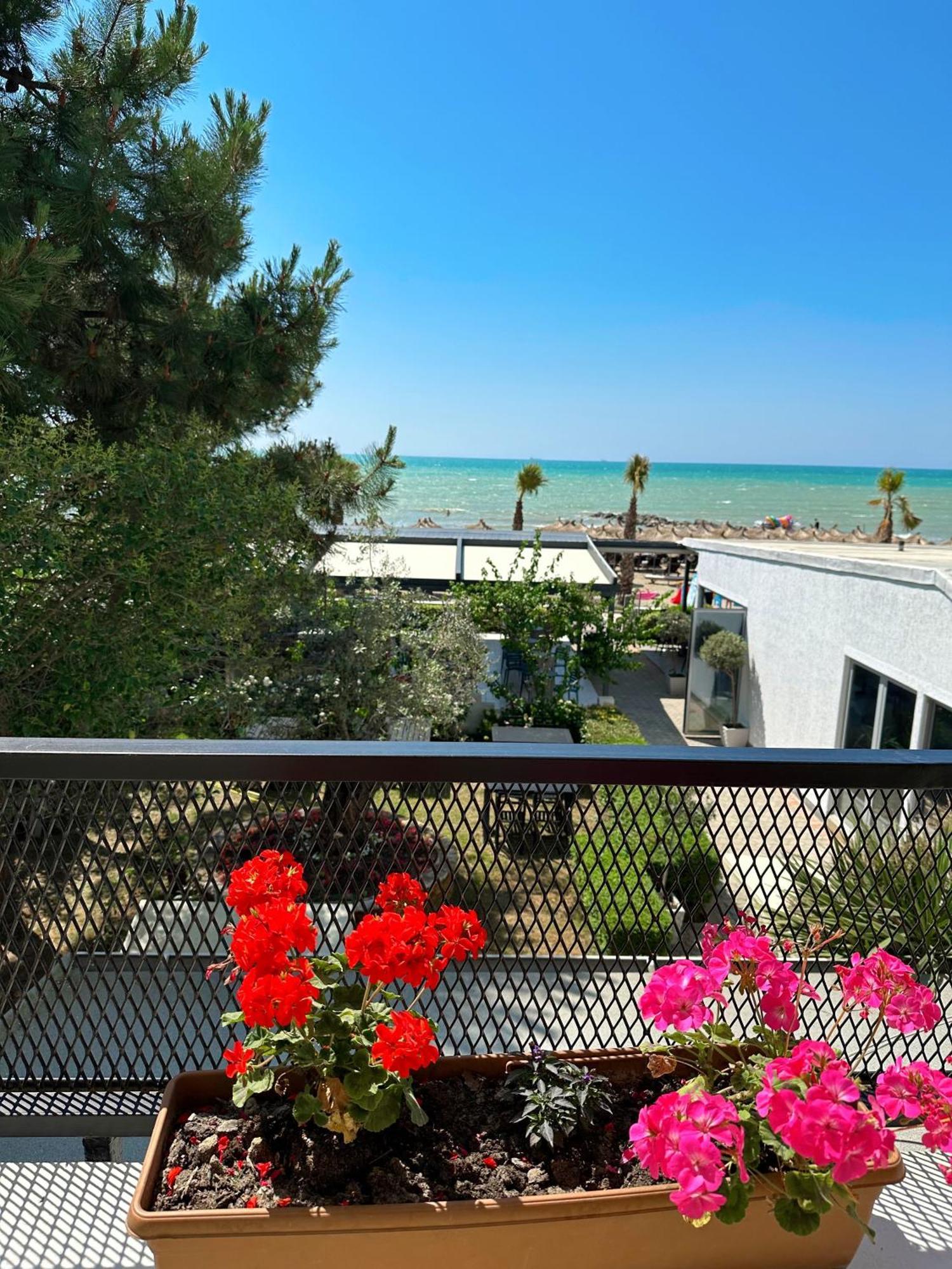 Okej Hotel Golem  Dış mekan fotoğraf